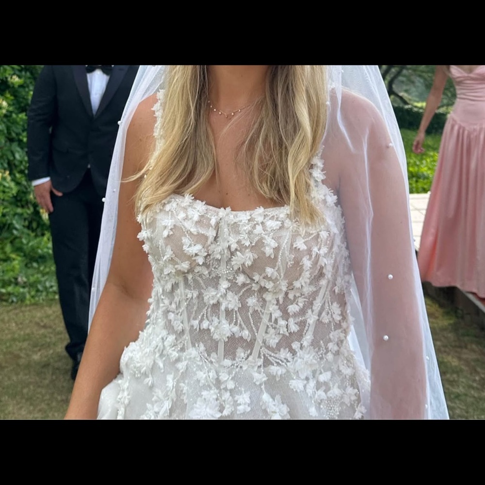 Martina Liana White Floral Lace Wedding Dress